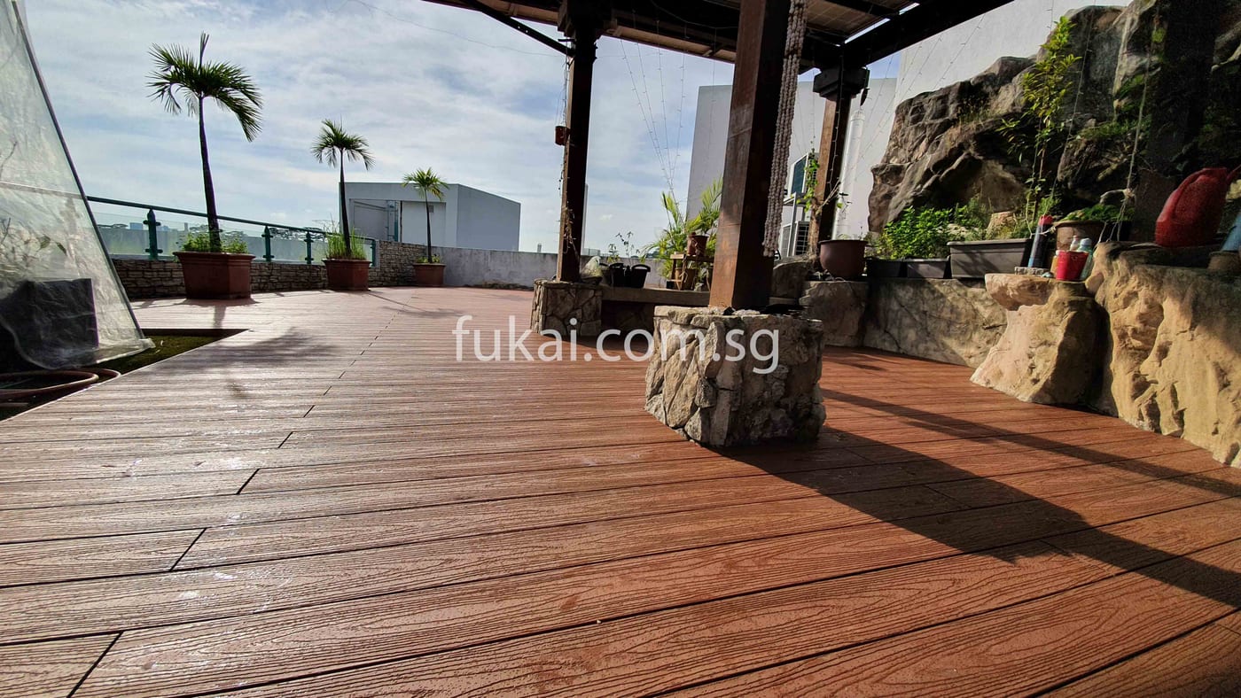 Composite Decking On Rooftop With Trellis