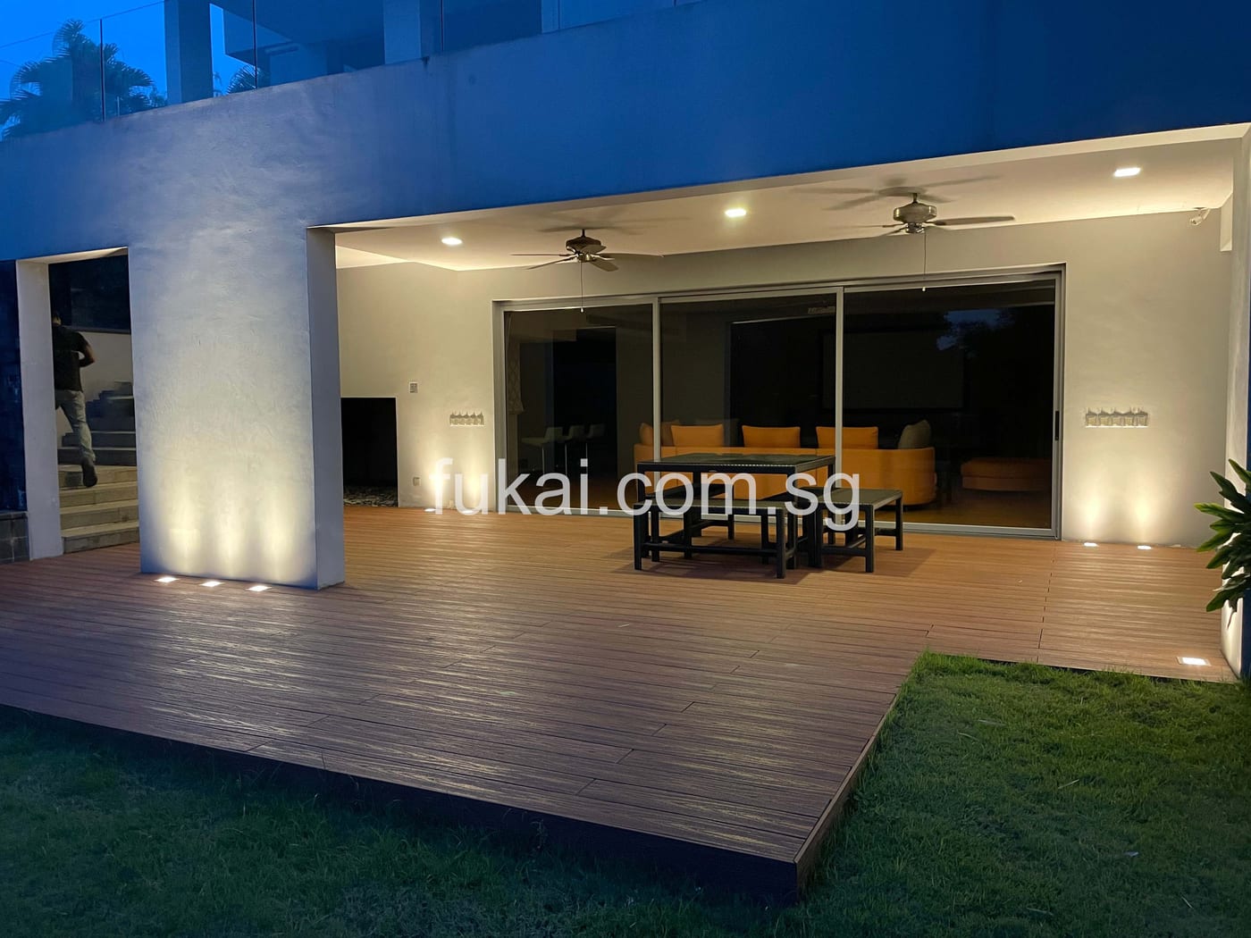 Composite Decking With Multiple Lightings 1