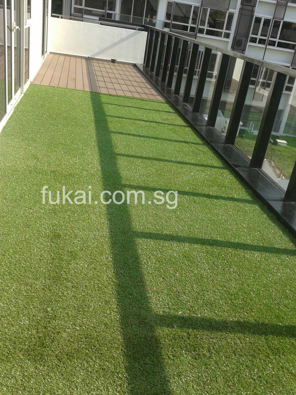 Half Wood And Half Artificial Grass Flooring