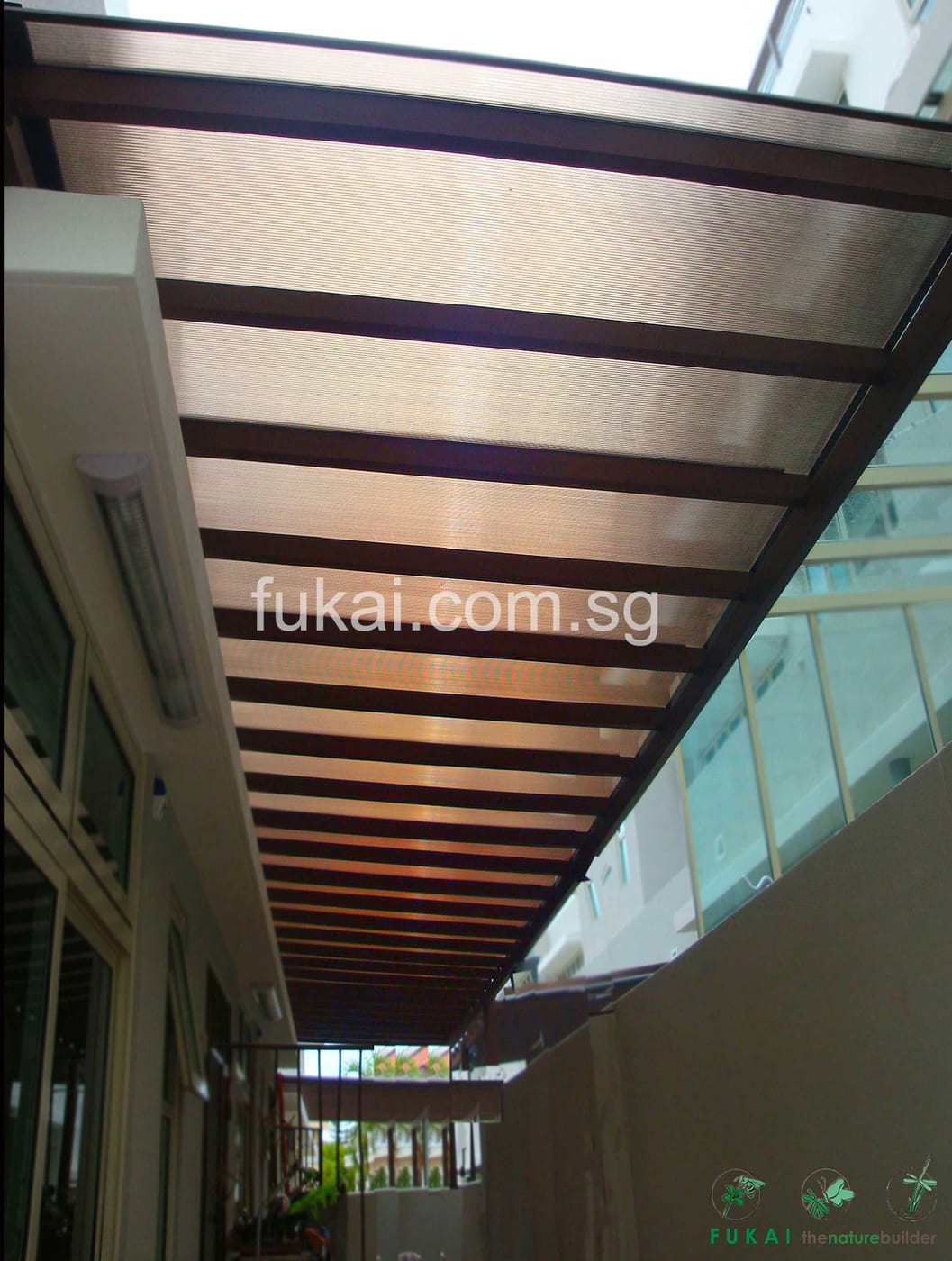 Timber Deck Polycarbonate Trellis Fluorescent