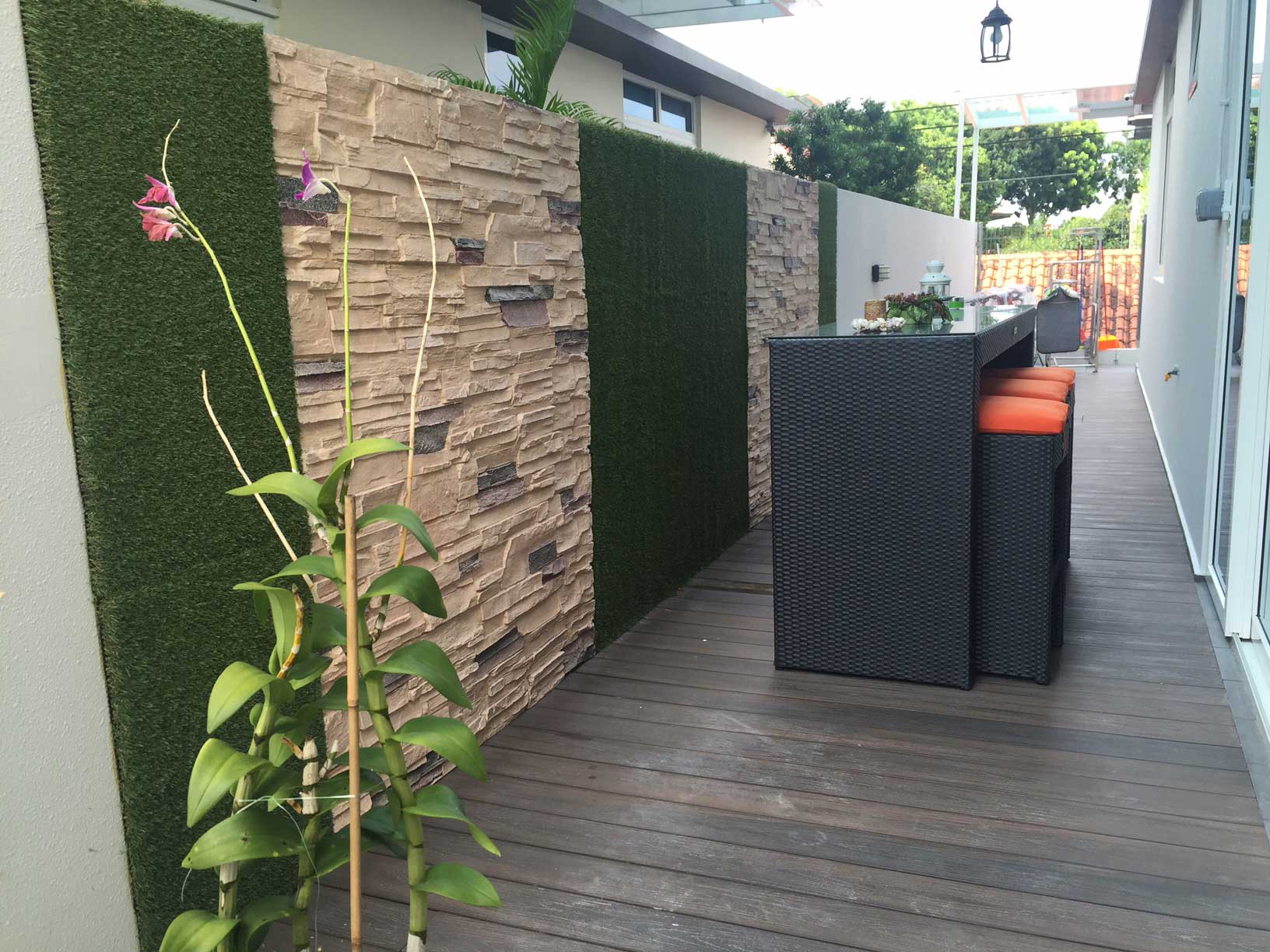 vertical green artificial grass